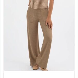 CAbi Book Club Pant